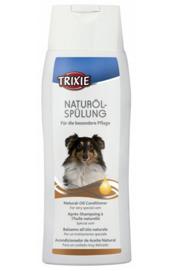 Кондиціонер Trixie Natural Oil Conditioner ТХ-29196 для собак з маслом макадамії та обліпихи 250мл